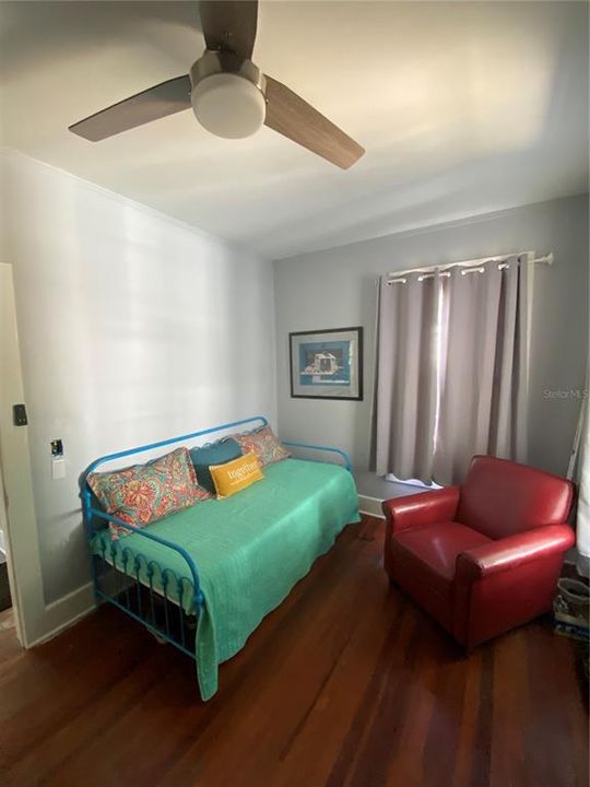 For Sale: $469,500 (3 beds, 2 baths, 1611 Square Feet)
