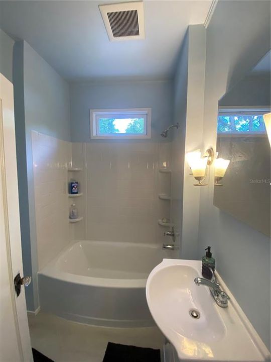 For Sale: $469,500 (3 beds, 2 baths, 1611 Square Feet)