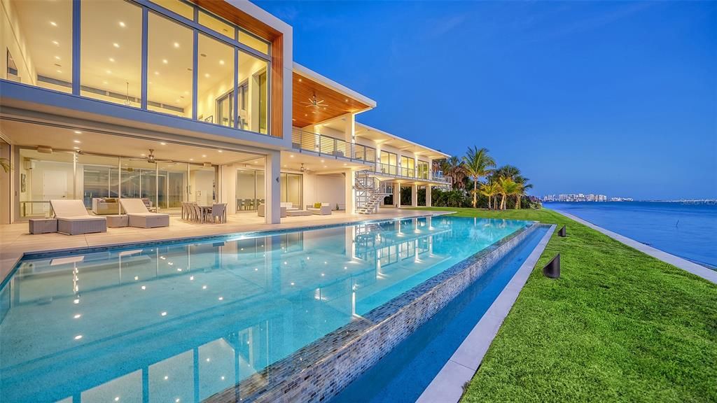 For Sale: $11,770,000 (5 beds, 6 baths, 5117 Square Feet)