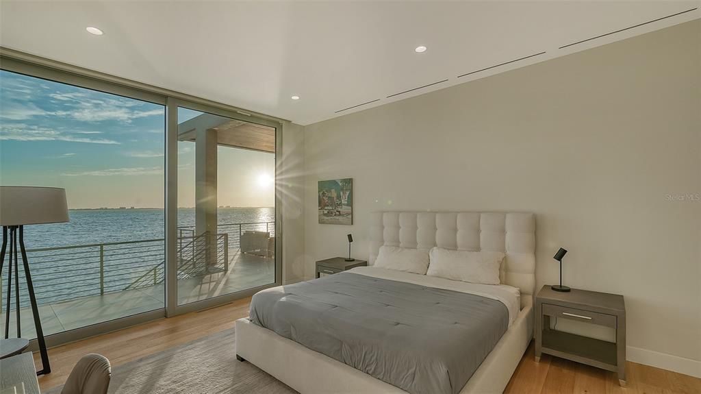 For Sale: $11,770,000 (5 beds, 6 baths, 5117 Square Feet)