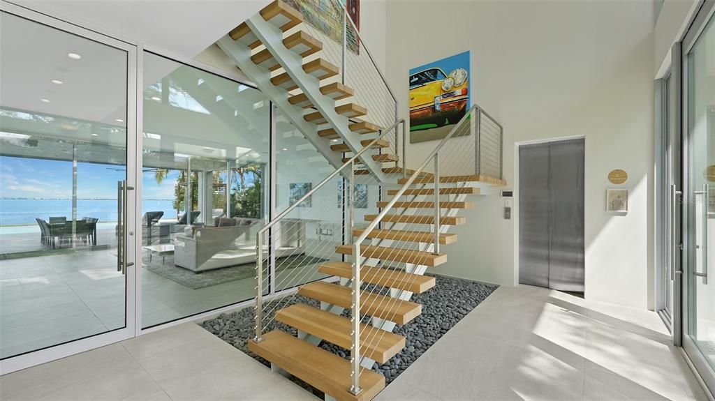 For Sale: $11,770,000 (5 beds, 6 baths, 5117 Square Feet)