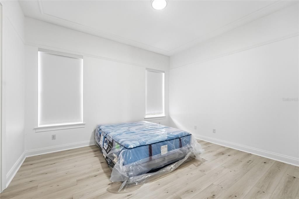 For Sale: $2,190,000 (4 beds, 4 baths, 4257 Square Feet)