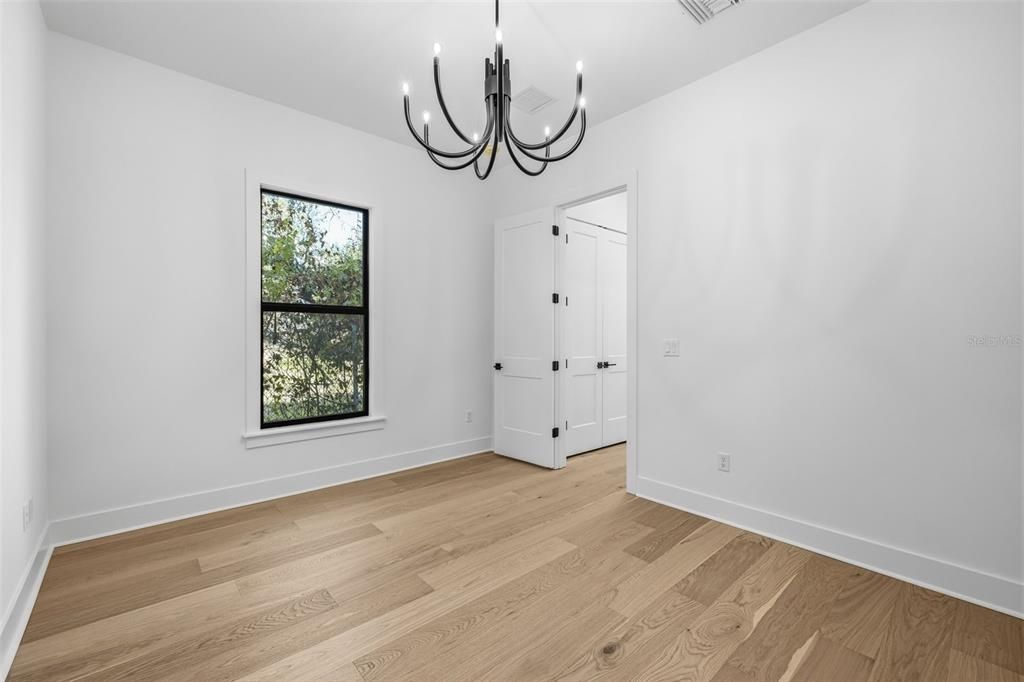 For Rent: $8,900 (4 beds, 3 baths, 2600 Square Feet)