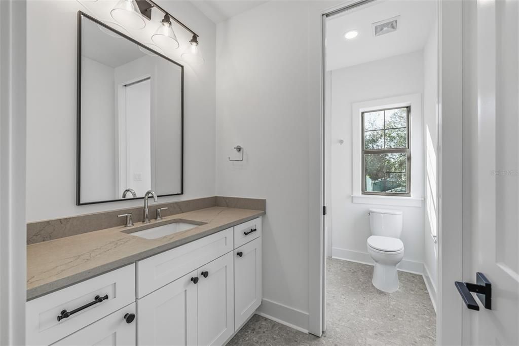 For Rent: $8,900 (4 beds, 3 baths, 2600 Square Feet)