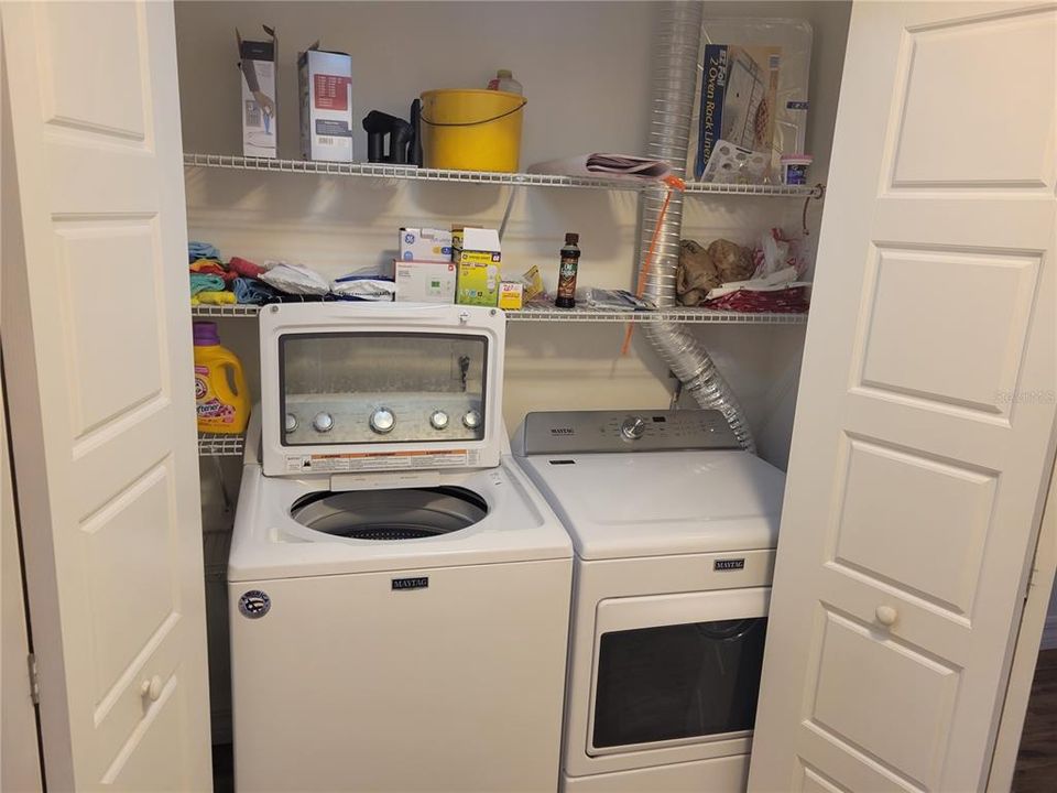 For Rent: $1,850 (2 beds, 2 baths, 1249 Square Feet)