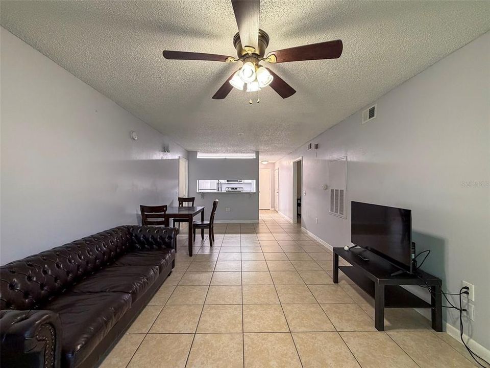 For Rent: $1,950 (4 beds, 4 baths, 1312 Square Feet)