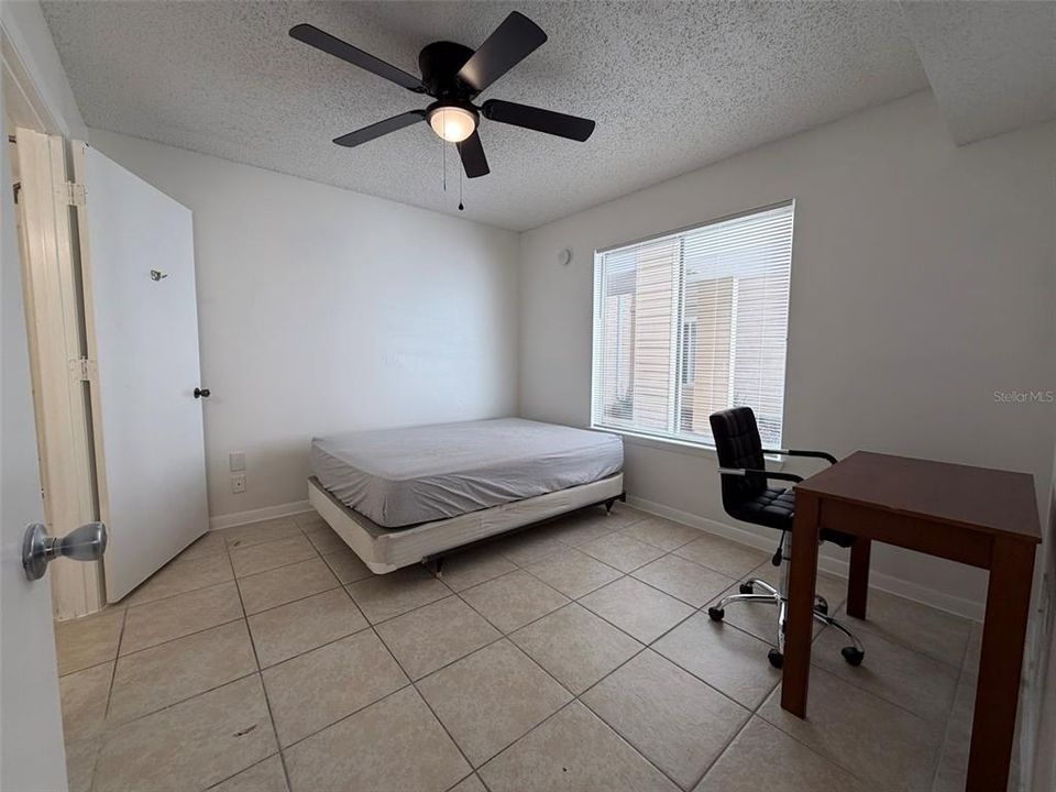 For Rent: $1,950 (4 beds, 4 baths, 1312 Square Feet)