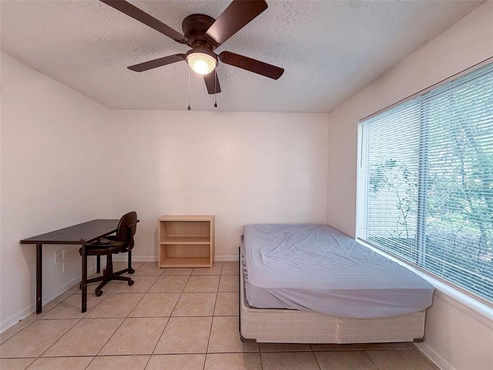For Rent: $1,950 (4 beds, 4 baths, 1312 Square Feet)