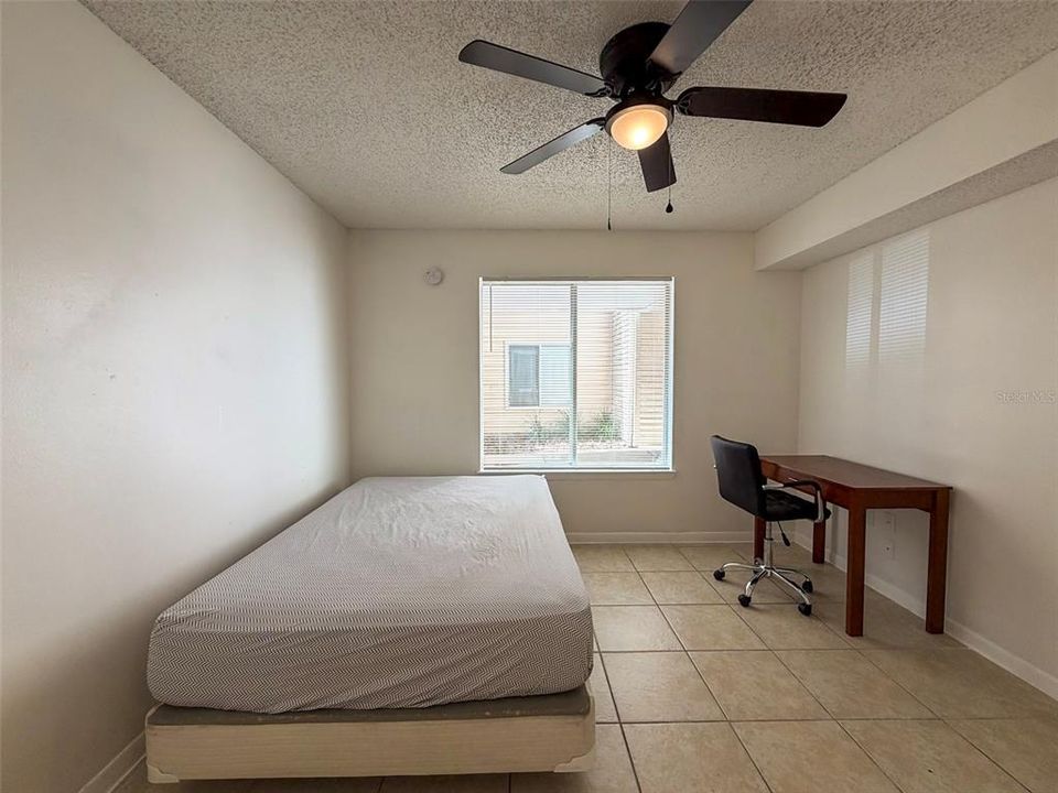 For Rent: $1,950 (4 beds, 4 baths, 1312 Square Feet)