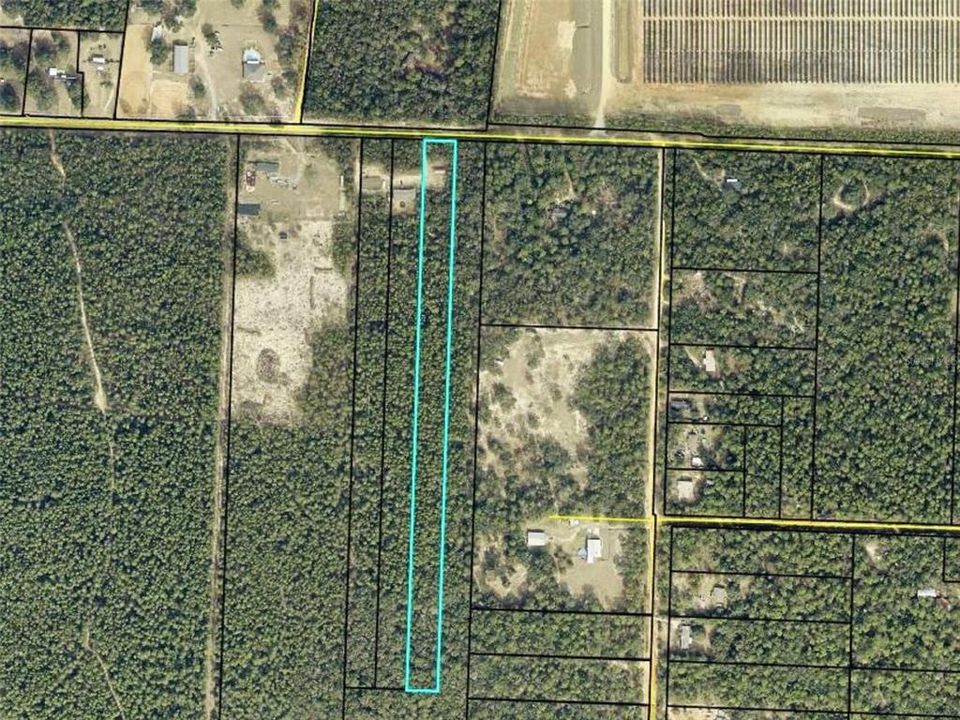 На продажу: $127,000 (4.95 acres)