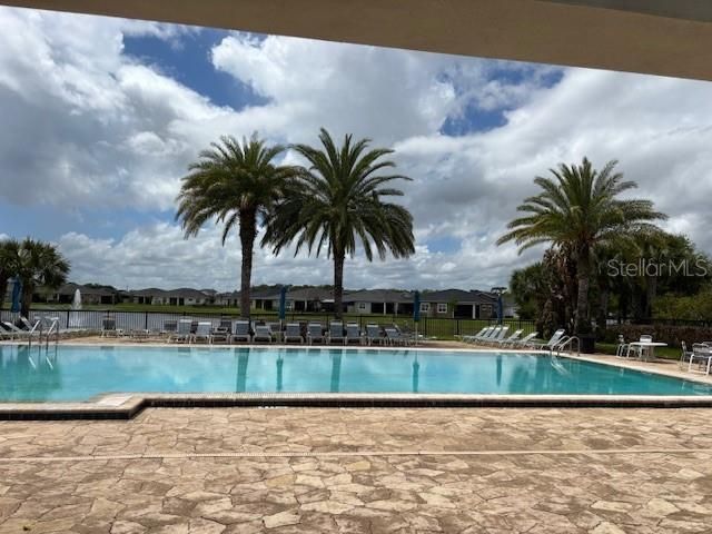 En Venta: $345,000 (2 camas, 2 baños, 1346 Pies cuadrados)