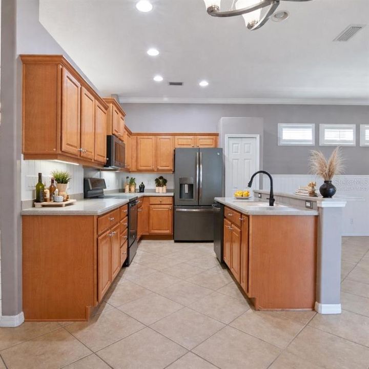 En Venta: $439,900 (3 camas, 2 baños, 2071 Pies cuadrados)