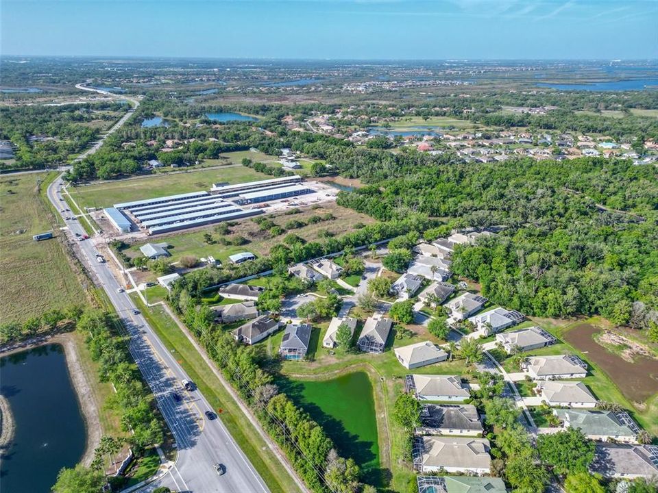 En Venta: $439,900 (3 camas, 2 baños, 2071 Pies cuadrados)