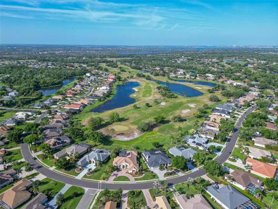 En Venta: $439,900 (3 camas, 2 baños, 2071 Pies cuadrados)