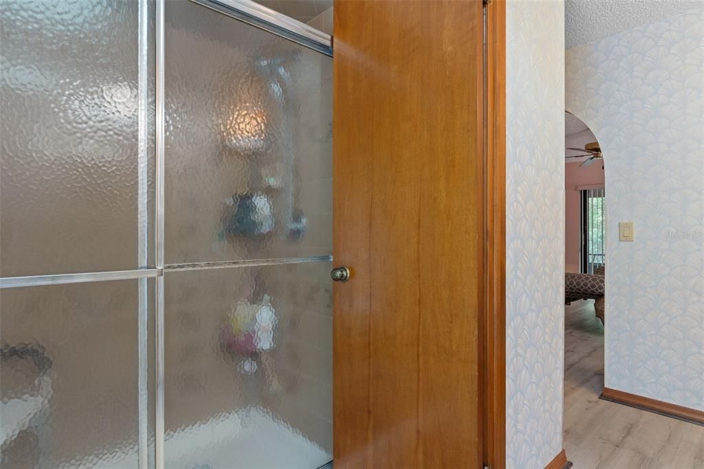 На продажу: $289,000 (2 спален, 2 ванн, 1814 Квадратных фут)