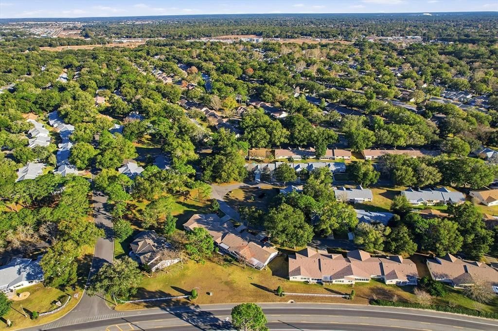 待售: $199,000 (2 贝兹, 2 浴室, 1297 平方英尺)