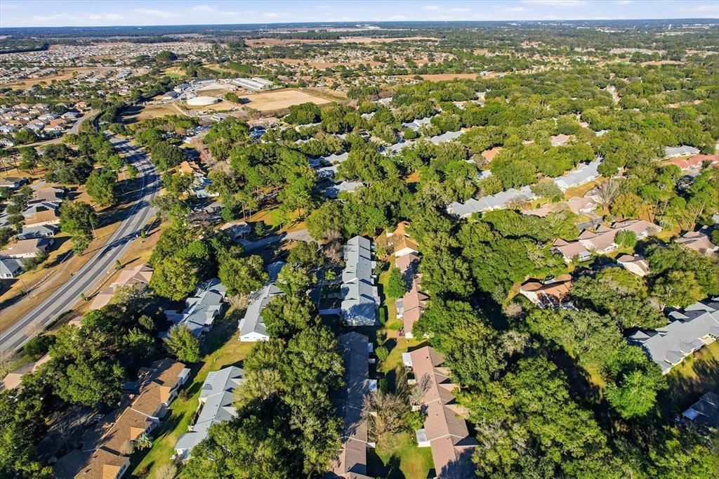 待售: $199,000 (2 贝兹, 2 浴室, 1297 平方英尺)