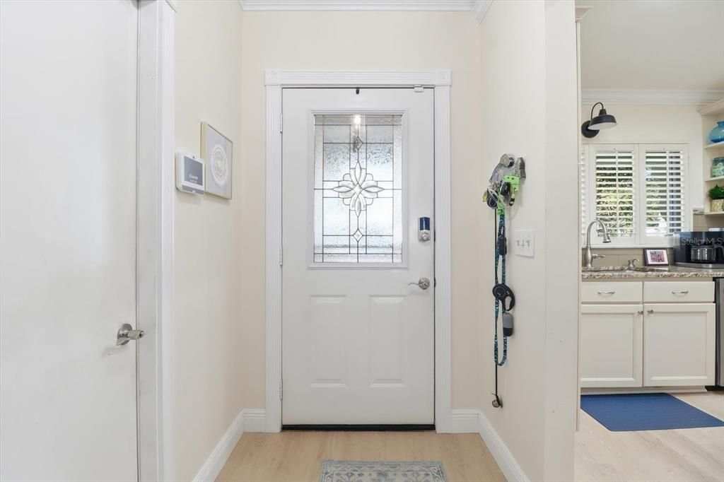 待售: $199,000 (2 贝兹, 2 浴室, 1297 平方英尺)