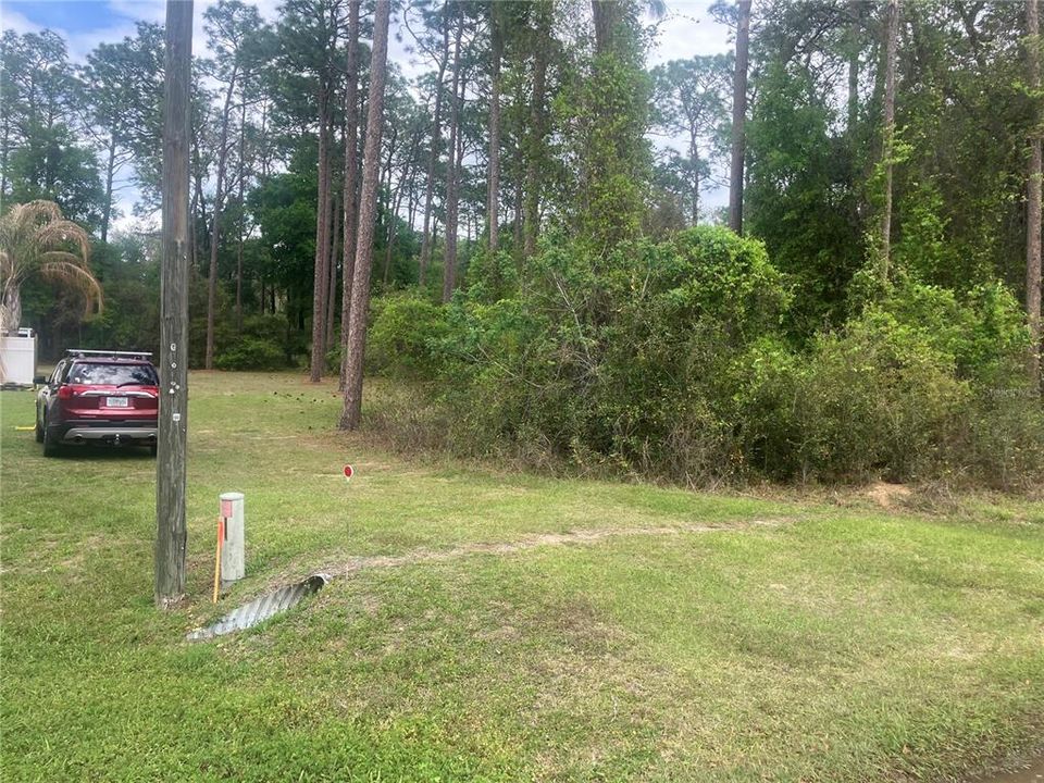 For Sale: $325,000 (4 beds, 2 baths, 1813 Square Feet)