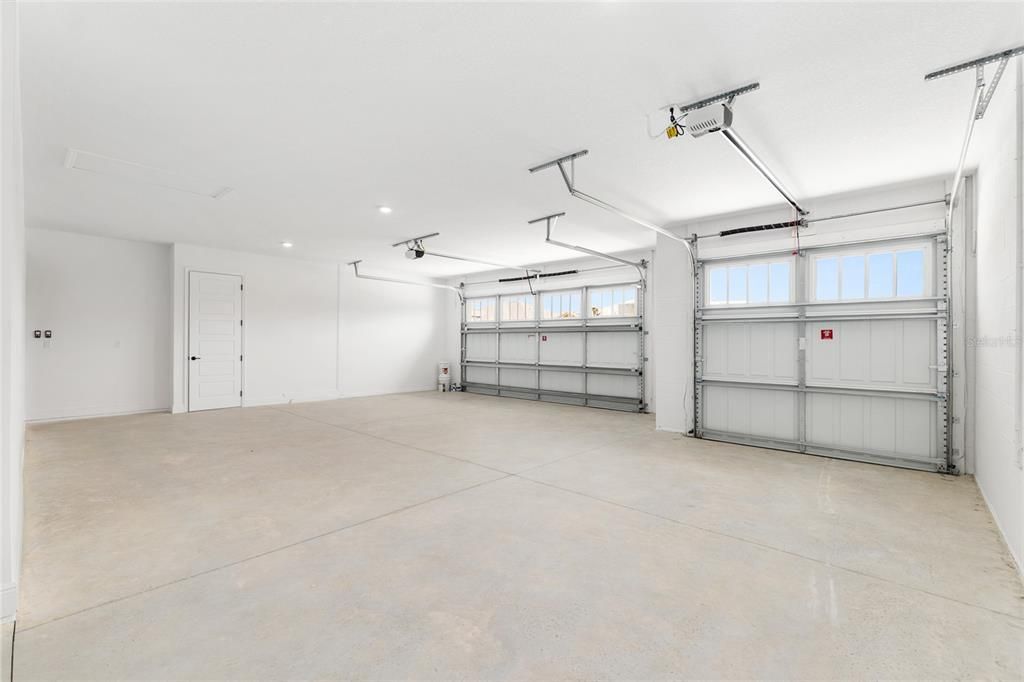 Activo con contrato: $569,790 (2 camas, 2 baños, 2145 Pies cuadrados)