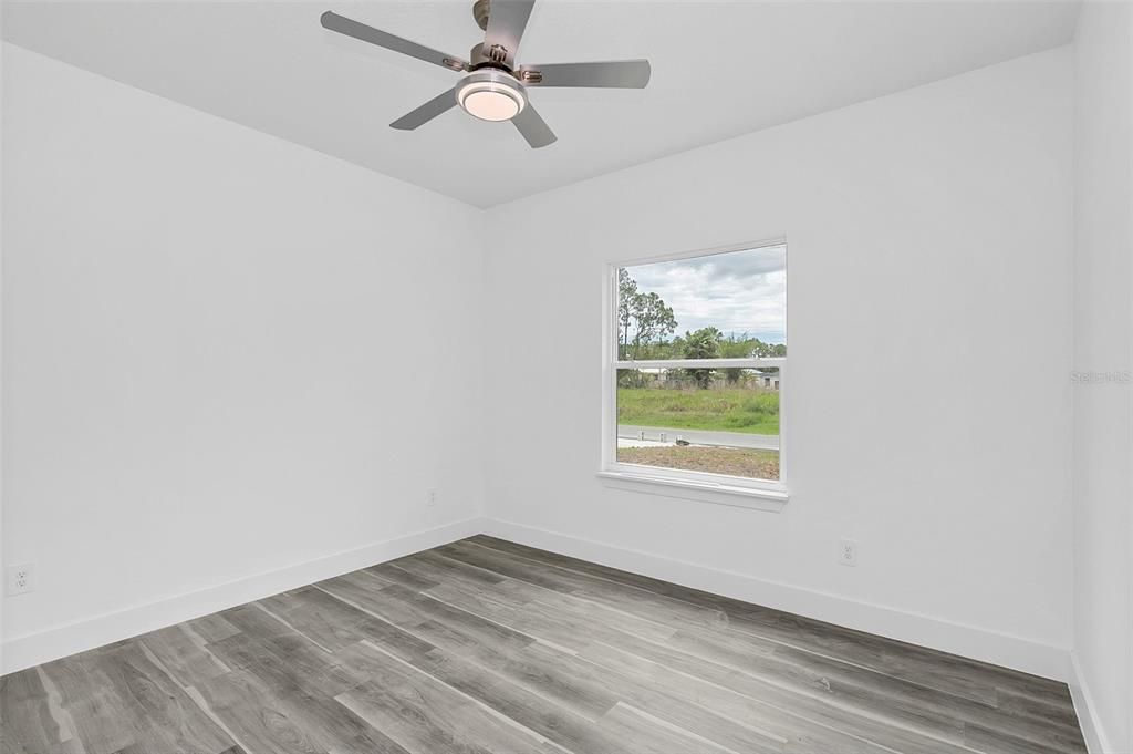 For Rent: $2,400 (4 beds, 3 baths, 2373 Square Feet)