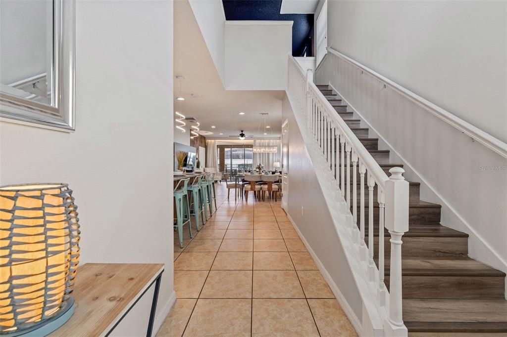 Activo con contrato: $589,900 (6 camas, 4 baños, 3142 Pies cuadrados)