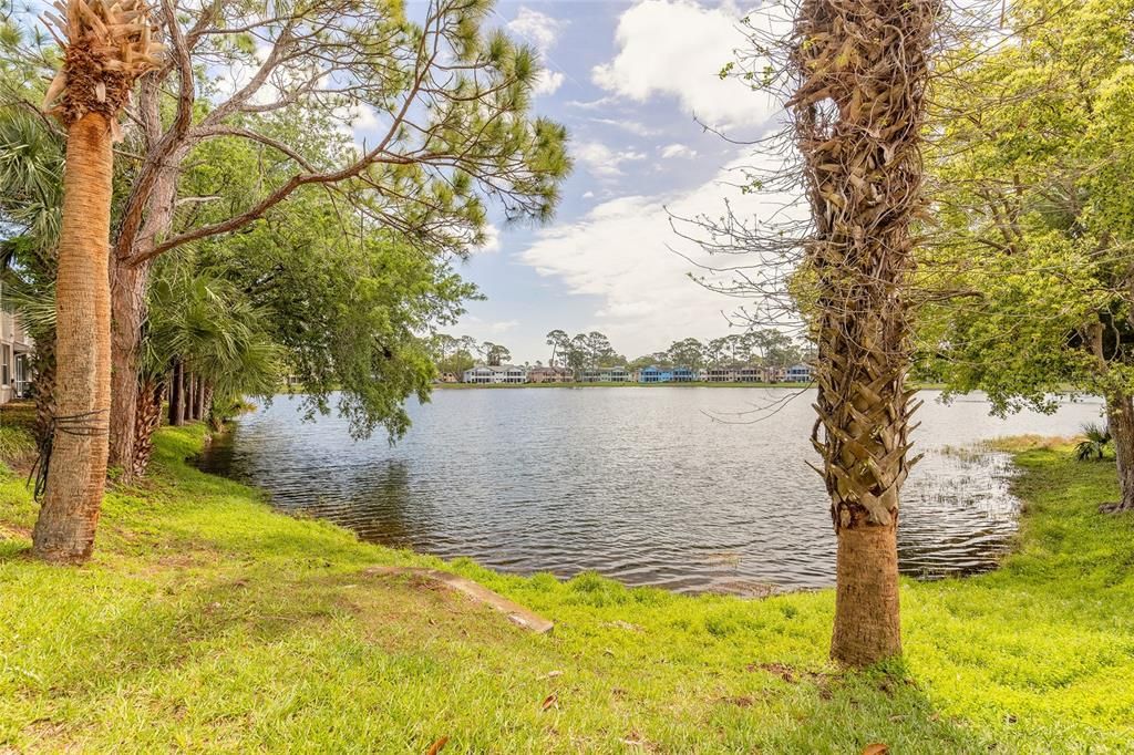 Activo con contrato: $289,000 (3 camas, 2 baños, 1942 Pies cuadrados)