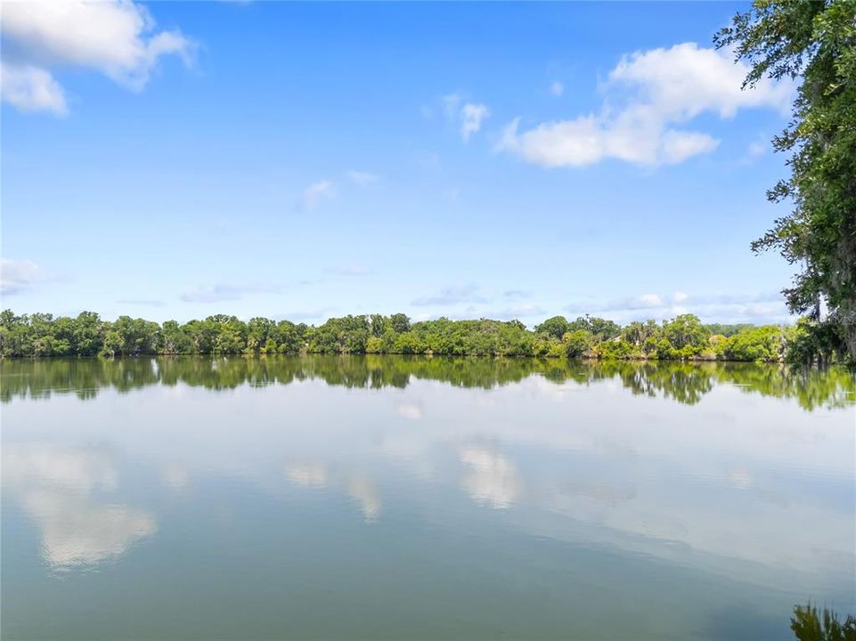 En Venta: $499,000 (4 camas, 2 baños, 2379 Pies cuadrados)