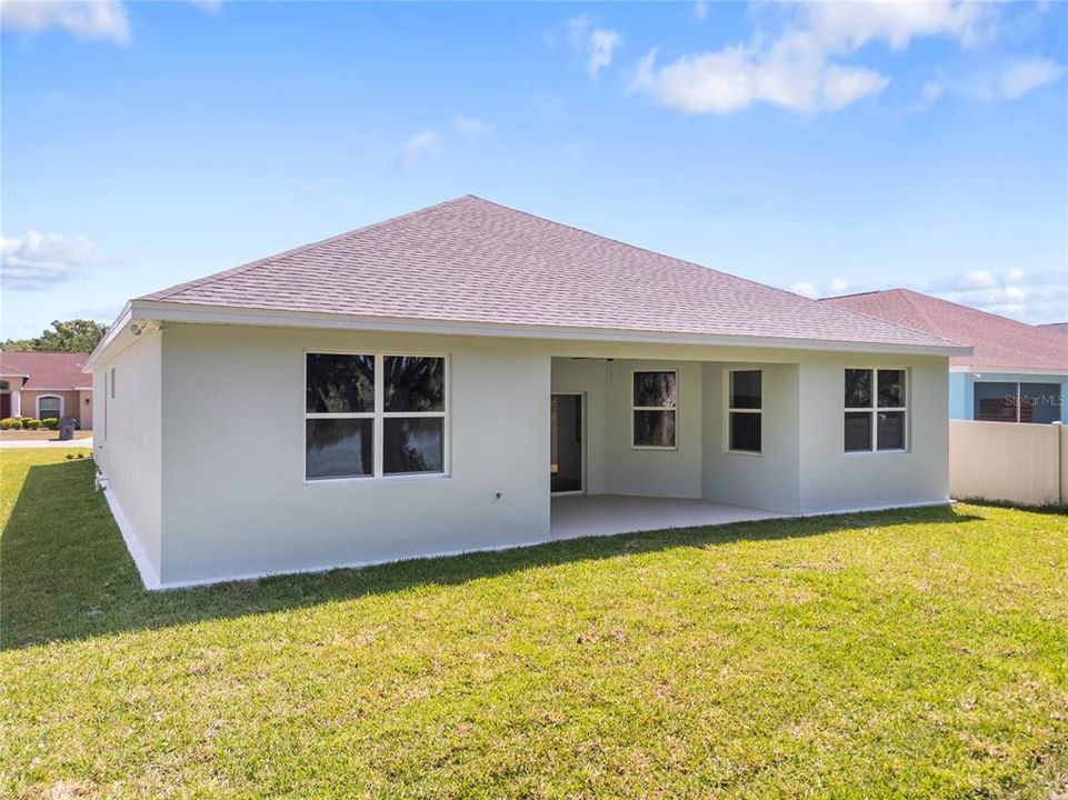 En Venta: $499,000 (4 camas, 2 baños, 2379 Pies cuadrados)