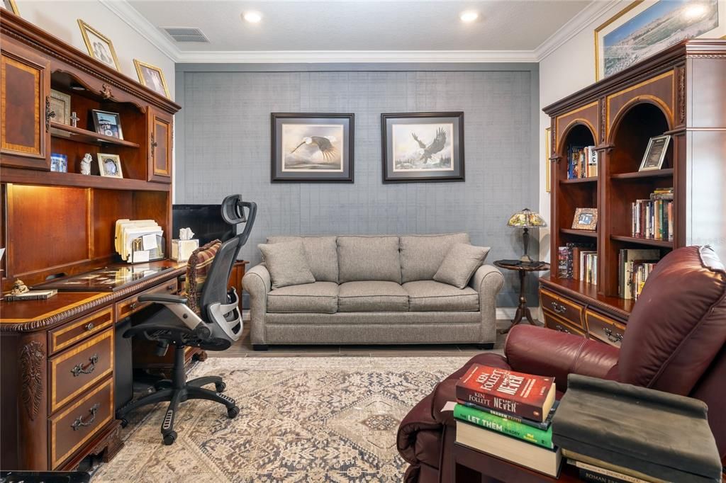 Active With Contract: $799,900 (3 beds, 3 baths, 2496 Square Feet)