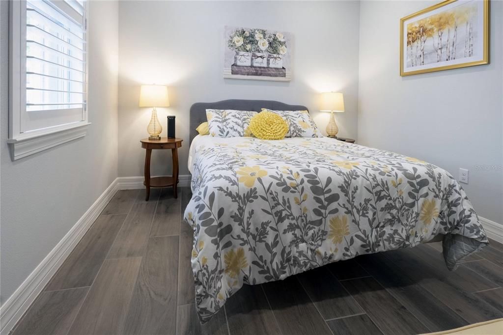Active With Contract: $799,900 (3 beds, 3 baths, 2496 Square Feet)