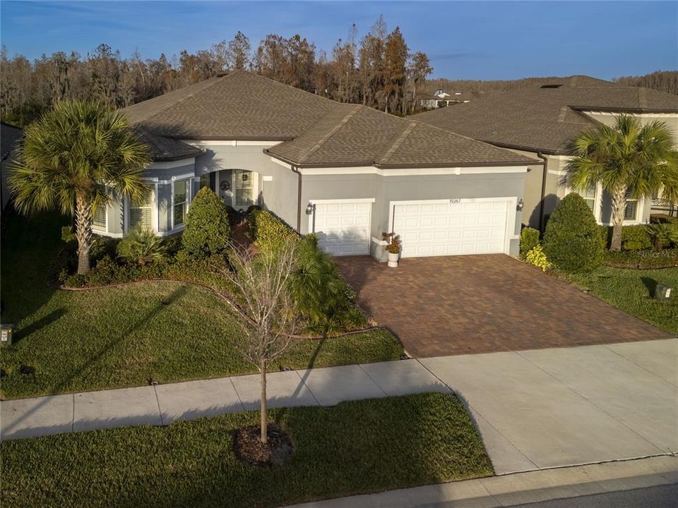 Active With Contract: $799,900 (3 beds, 3 baths, 2496 Square Feet)