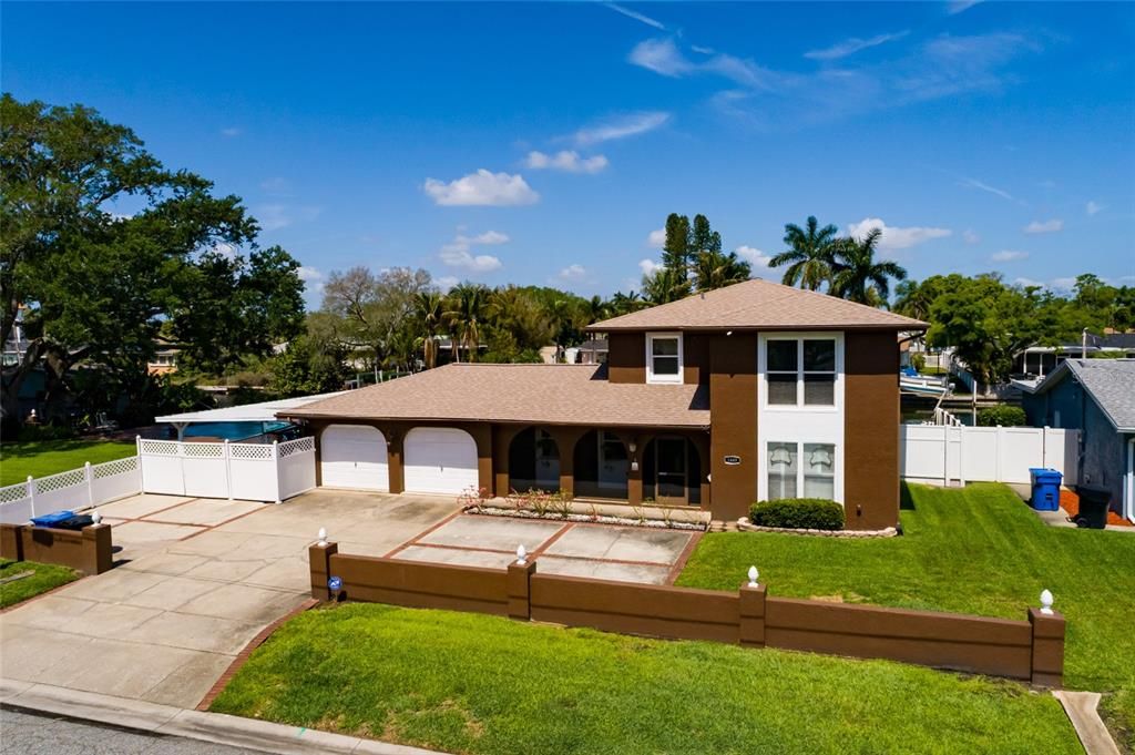For Sale: $1,820,000 (5 beds, 3 baths, 3298 Square Feet)