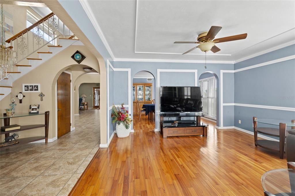For Sale: $1,820,000 (5 beds, 3 baths, 3298 Square Feet)