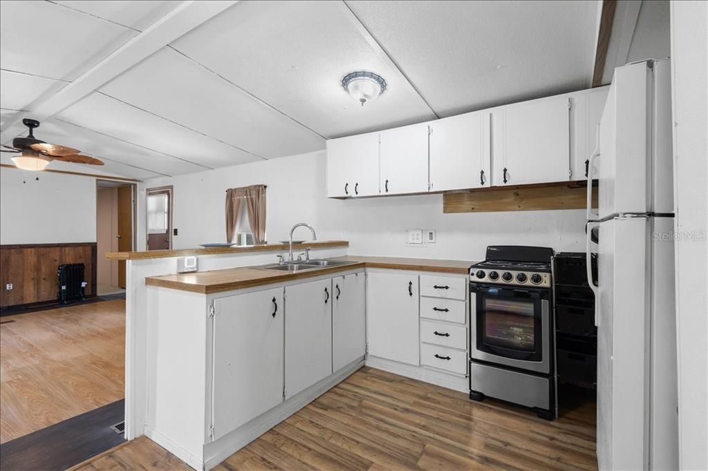 En Venta: $224,900 (2 camas, 1 baños, 784 Pies cuadrados)