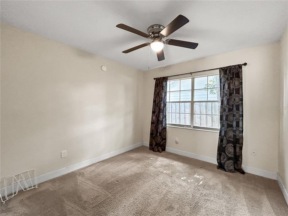 For Sale: $315,000 (4 beds, 2 baths, 1714 Square Feet)