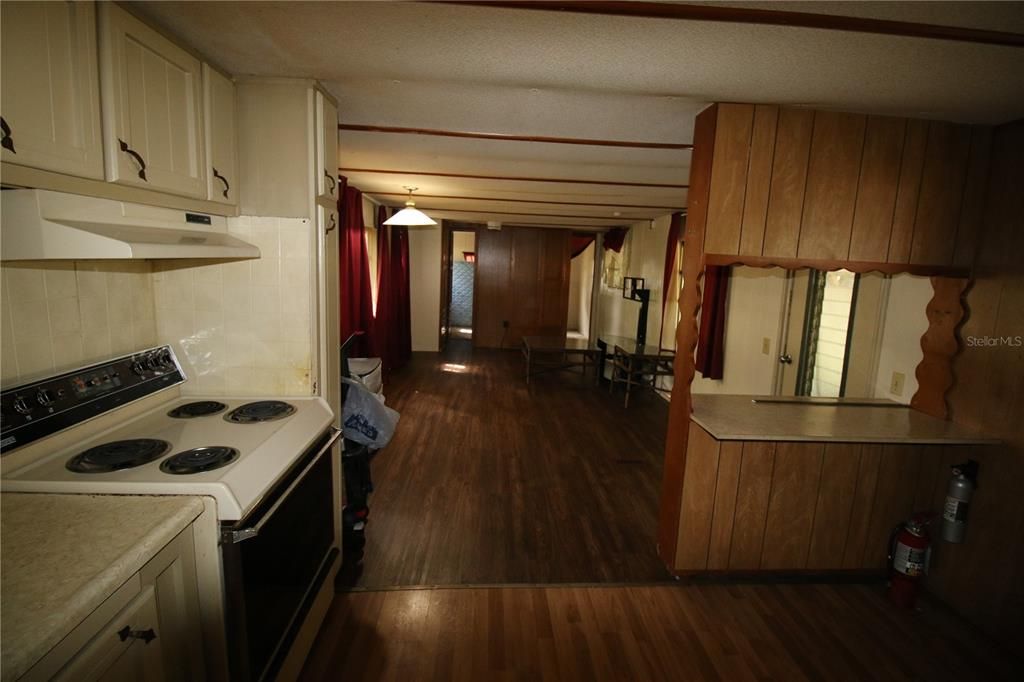 For Rent: $750 (2 beds, 1 baths, 672 Square Feet)