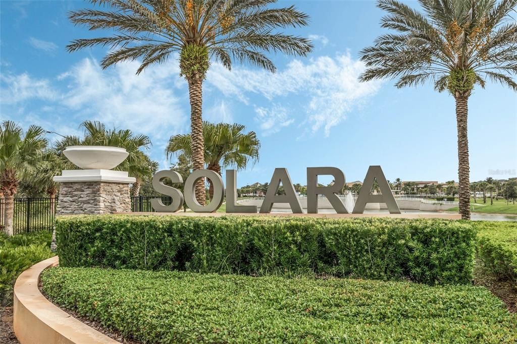 Active With Contract: $699,000 (9 beds, 6 baths, 4363 Square Feet)