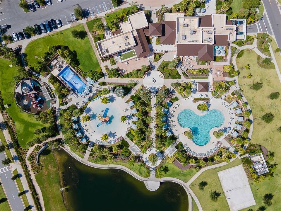 Active With Contract: $699,000 (9 beds, 6 baths, 4363 Square Feet)
