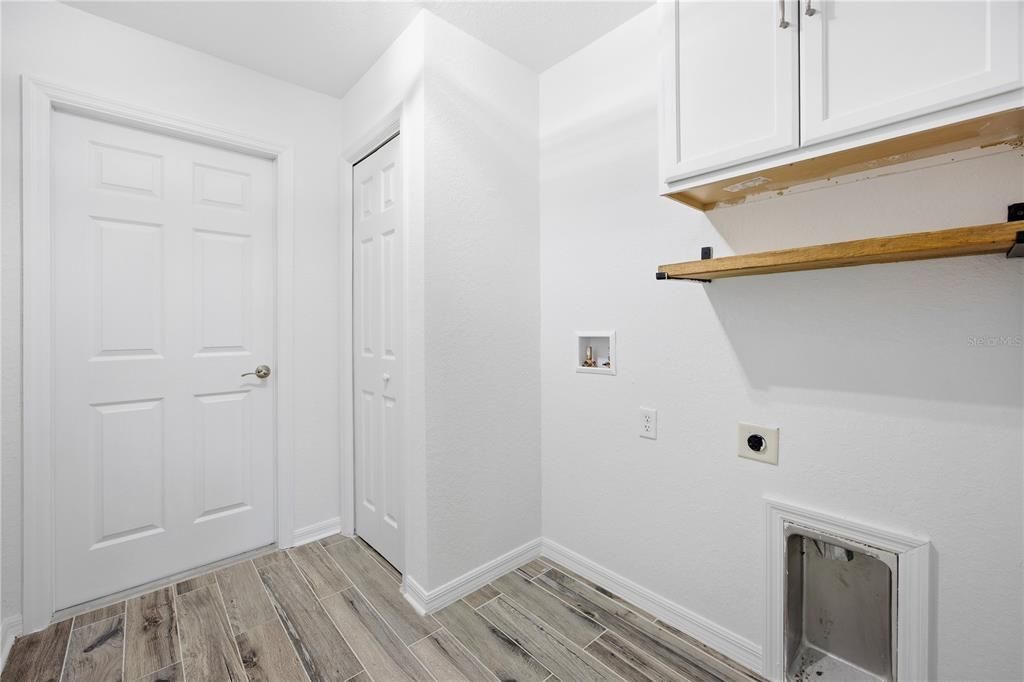 En Venta: $229,900 (3 camas, 2 baños, 1398 Pies cuadrados)