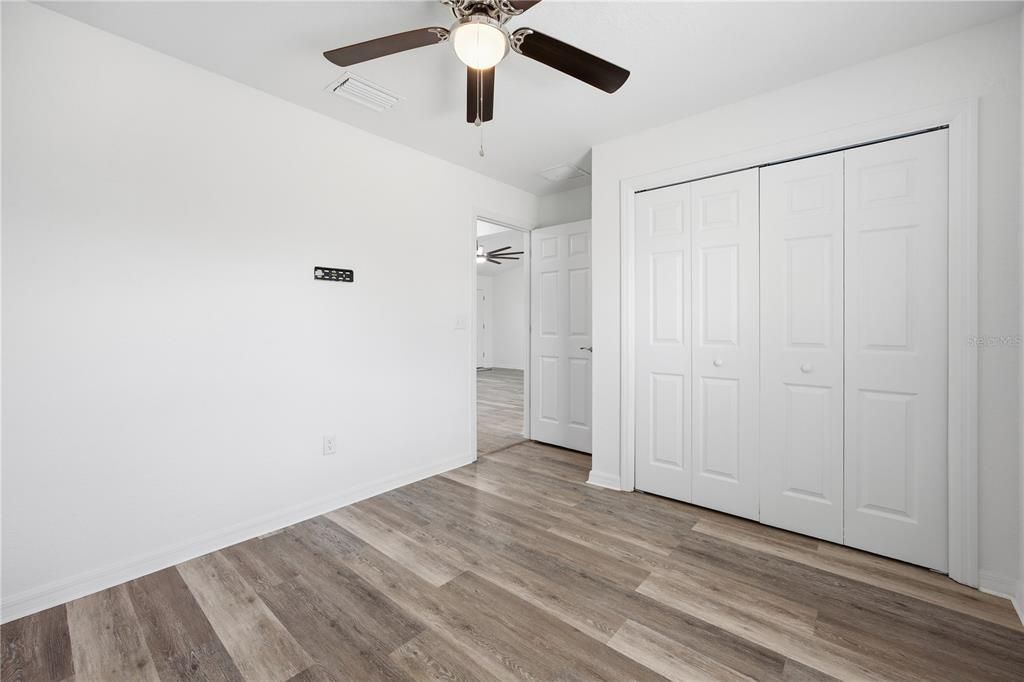 En Venta: $229,900 (3 camas, 2 baños, 1398 Pies cuadrados)