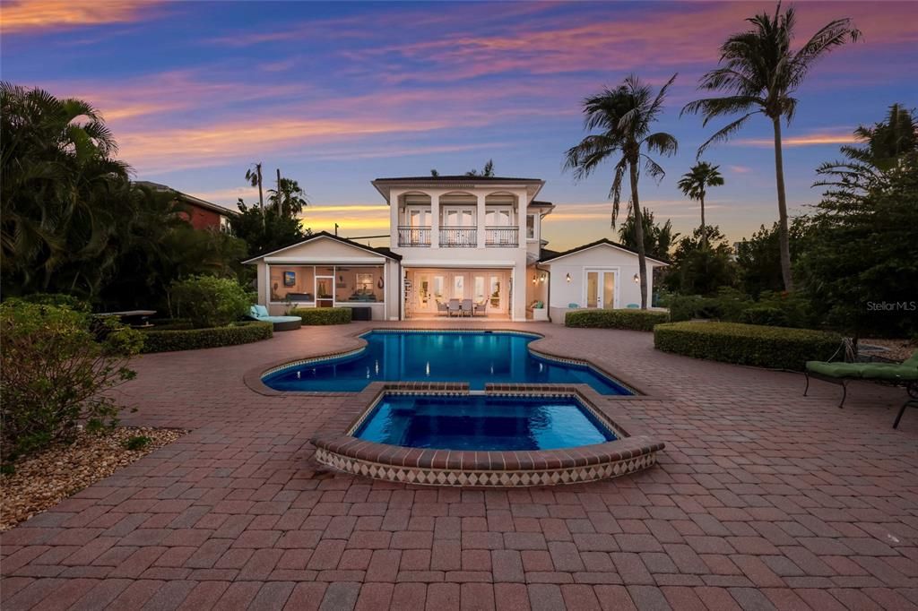 For Sale: $3,500,000 (4 beds, 4 baths, 3278 Square Feet)