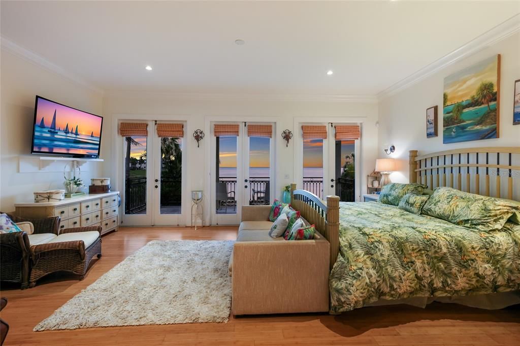 For Sale: $3,500,000 (4 beds, 4 baths, 3278 Square Feet)
