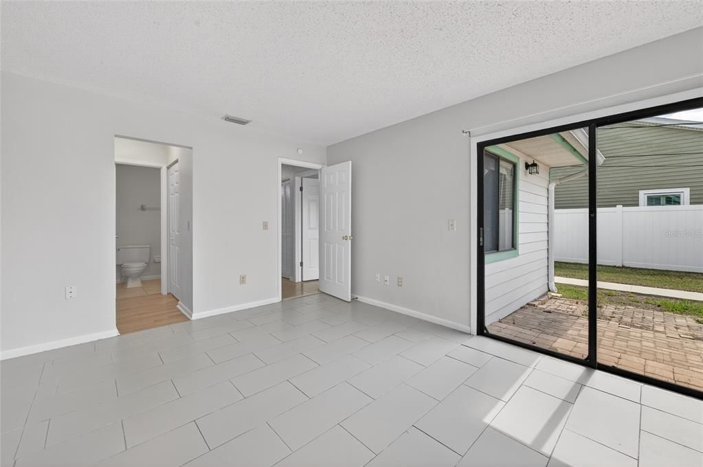 En Venta: $350,000 (5 camas, 0 baños, 2088 Pies cuadrados)