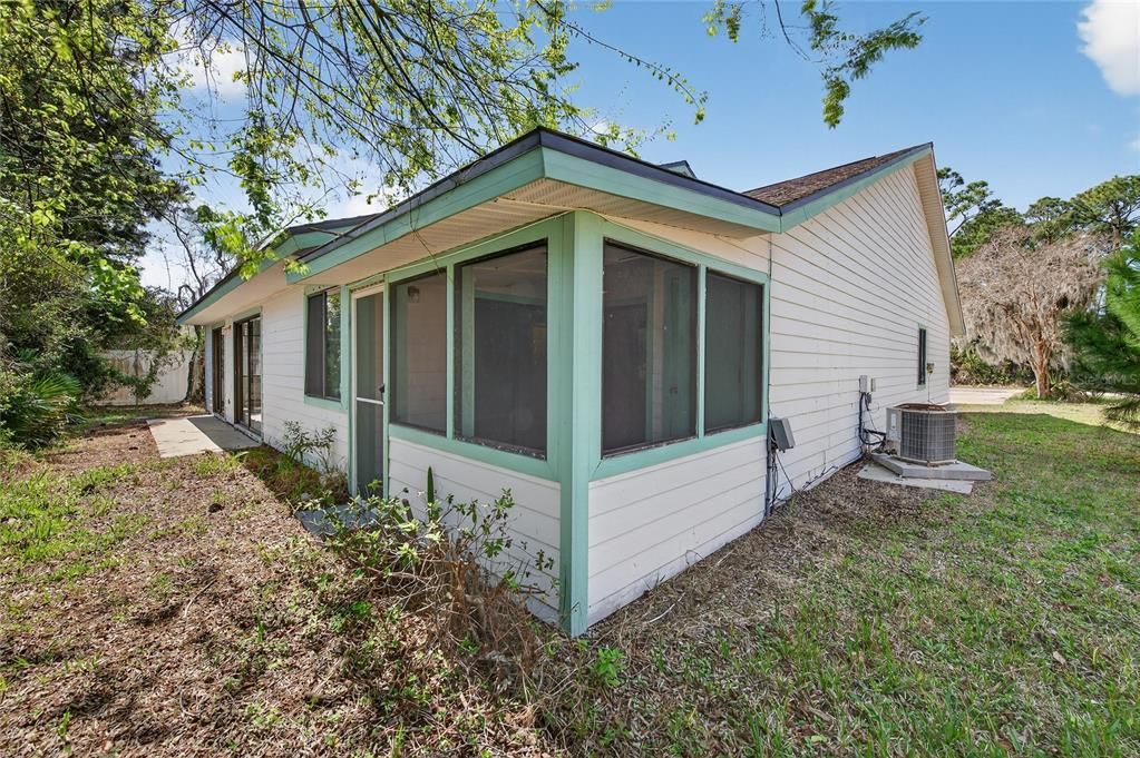 En Venta: $350,000 (5 camas, 0 baños, 2088 Pies cuadrados)