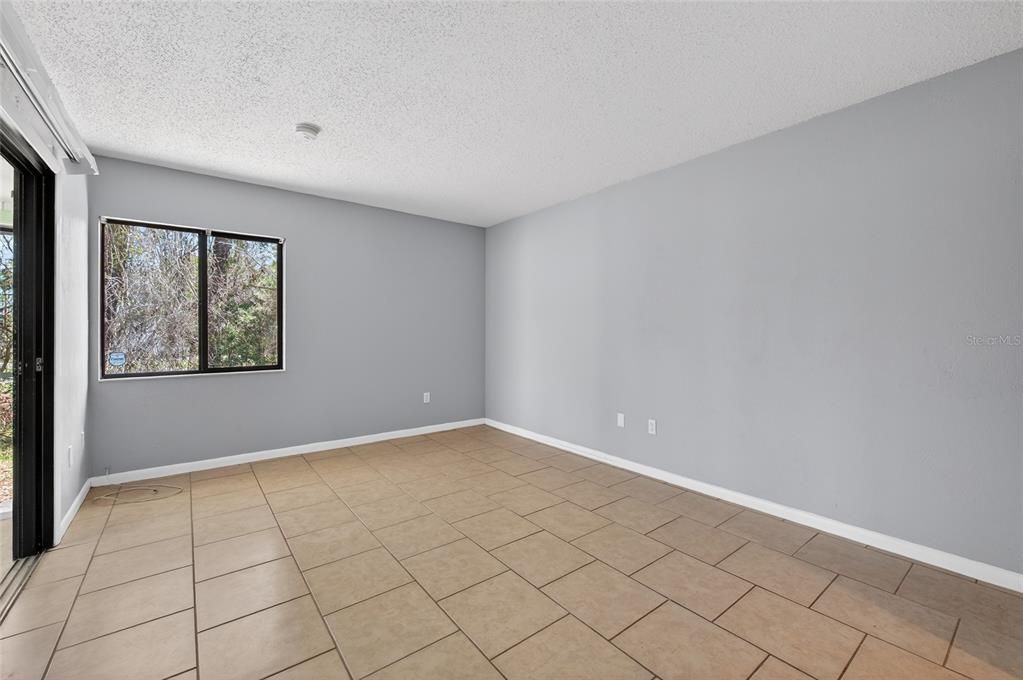 En Venta: $350,000 (5 camas, 0 baños, 2088 Pies cuadrados)