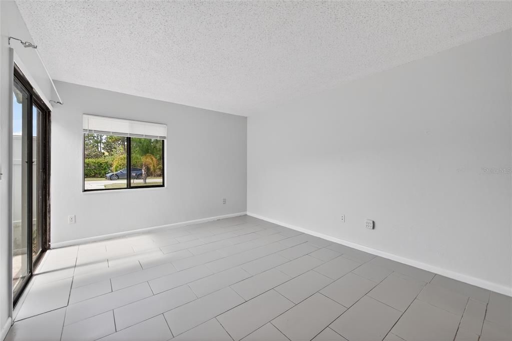 En Venta: $350,000 (5 camas, 0 baños, 2088 Pies cuadrados)