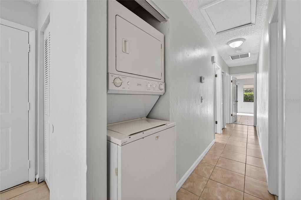 En Venta: $350,000 (5 camas, 0 baños, 2088 Pies cuadrados)