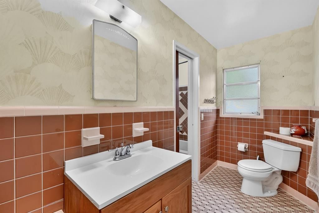 待售: $325,000 (3 贝兹, 1 浴室, 1732 平方英尺)