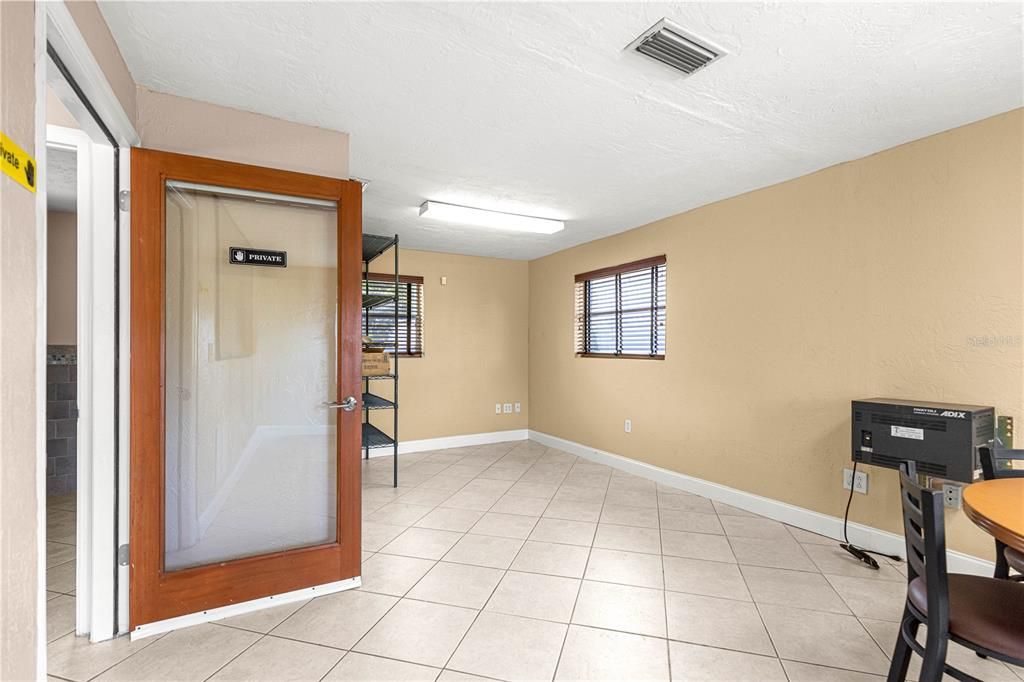Activo con contrato: $529,000 (0 camas, 0 baños, 1194 Pies cuadrados)